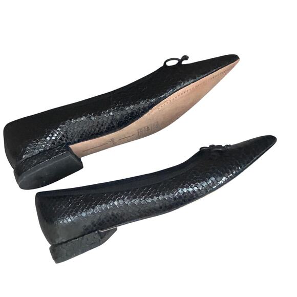 Dolce Vita Palani Black Pointed Toe Flats Black Snake Embossed Womens Size 9.5 - Picture 6 of 8